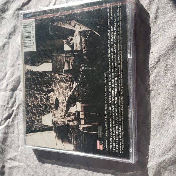 Sealed Johnny Cash American IV: The Man Comes Around CD - Picture 2 of 3